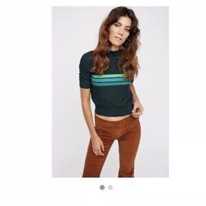 NWT FREE PEOPLE Mock Neck Sweater Retro 70’s Short Sleeve Size Medium